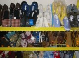 Lot de 100 paires de chaussures