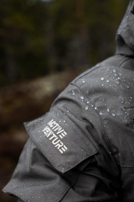 Swedish Brand and Designed Uni Windbreaker Camping & Outdoor Jackets & Pants