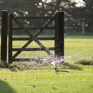 ROTAJET : Arroseur de jardin sur piquet avec jet réglable pulvérisation et rotation de...