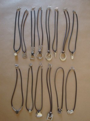 Lot de collier