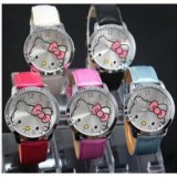 Montres hello kitty avec strass