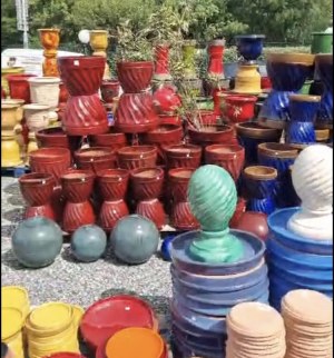 FOURNISSEUR POTS DE FLEURS / JARDINIERES / BACS