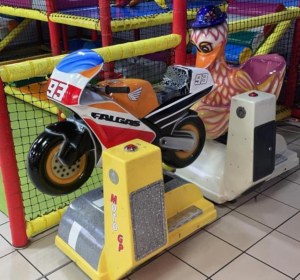 Manèges pour enfants à vendre