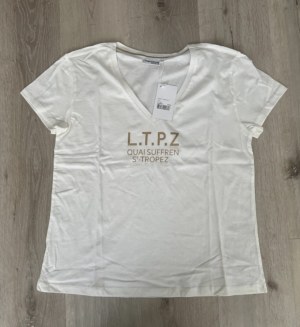 Lot tee shirt les tropeziennes