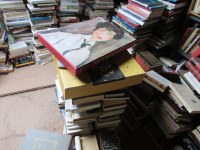 Déstockage très gros livres, CD, DVD, vinyles, magazines, anciens journaux