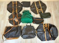 Lot de 10 sac à main et accessoires Louis Vuitton vintage