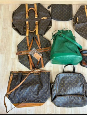 Lot de 10 sac à main et accessoires Louis Vuitton vintage