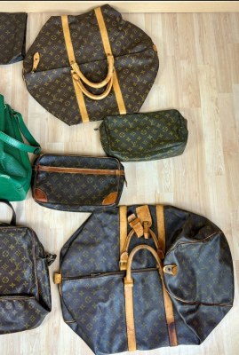 Lot de 10 sac à main et accessoires Louis Vuitton vintage