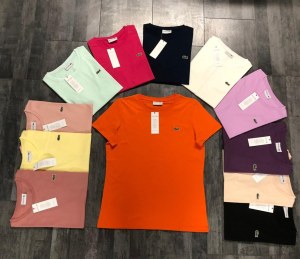 T-shirts pour hommes de diverses marques connues : Lacoste/Ralph Lauren/Armani/Boss/Bur...