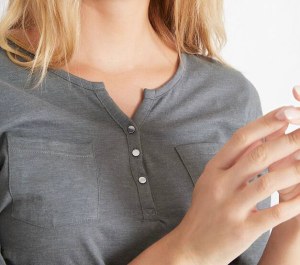 Blouses pour femmes à partir de 2,30 € par pièce, vente en gros, fins de série, invendu...