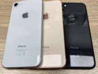 LOT IPHONE 7 ET 8 ET SE 2016